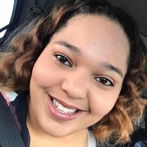 Meet your Posher, Denise